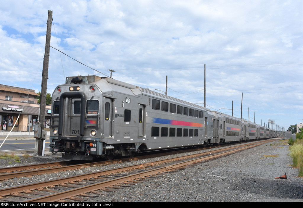 ALP-45DP # 4533 pushing the Shuttle train into Asbury Park Station